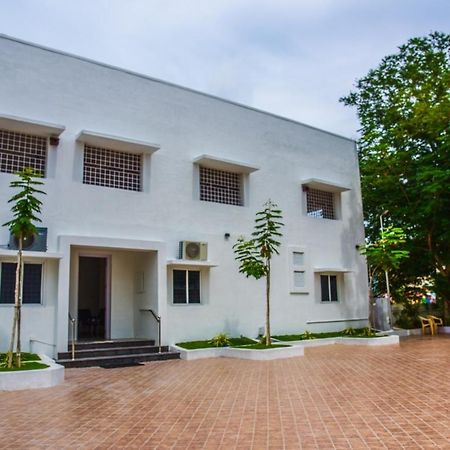 Sree Laxmi Mahal Hotel Thoothukudi Bagian luar foto
