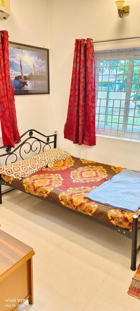 Sree Laxmi Mahal Hotel Thoothukudi Bagian luar foto