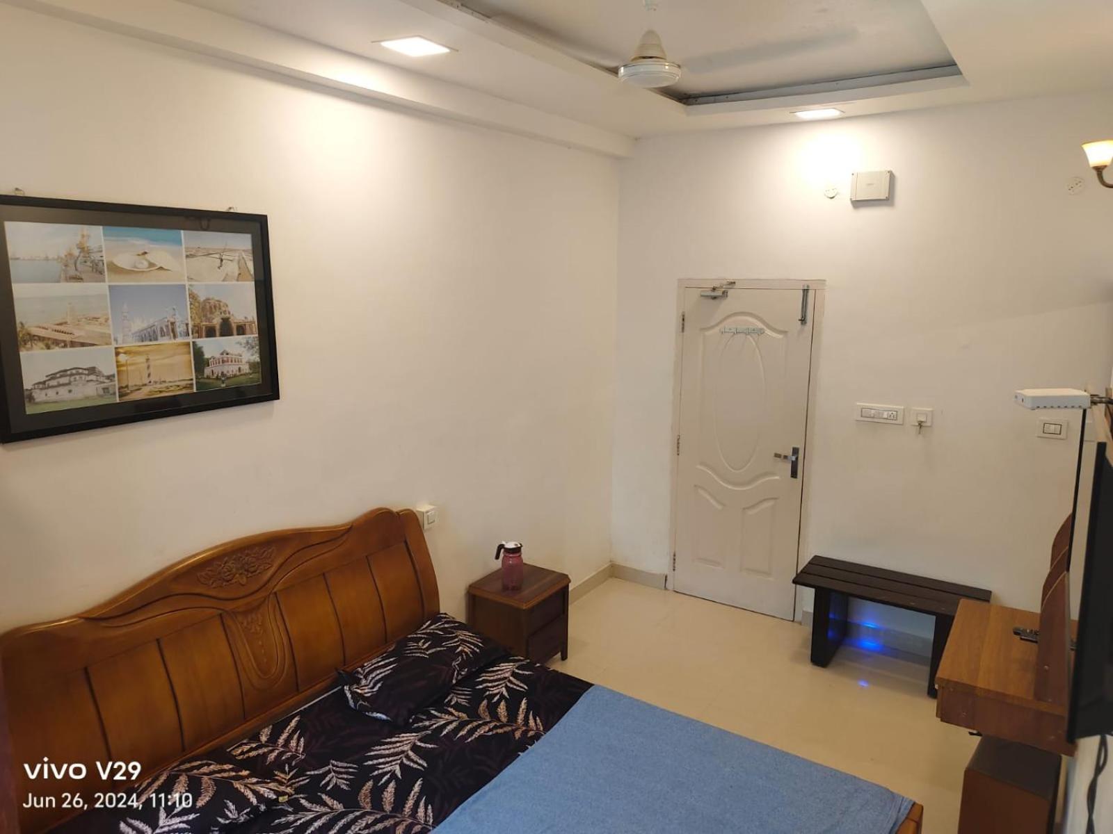 Sree Laxmi Mahal Hotel Thoothukudi Bagian luar foto